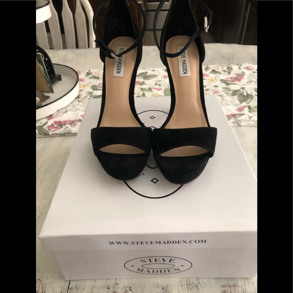 Steve Madden Keisha (black suede)Platform Sandal